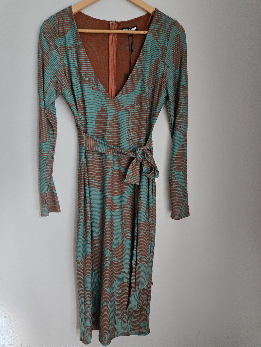 New FASHION NOVA Long Sleeve Estella Midi Dress Jade / Combo